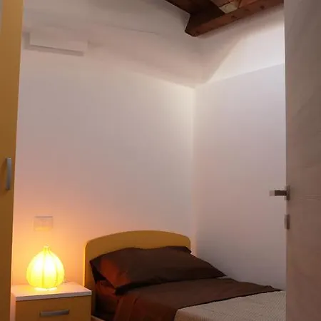 Papyri Apartment